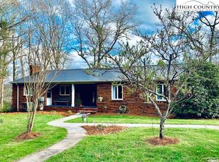 300 Ore Knob Mine Rd, Jefferson, NC 28640