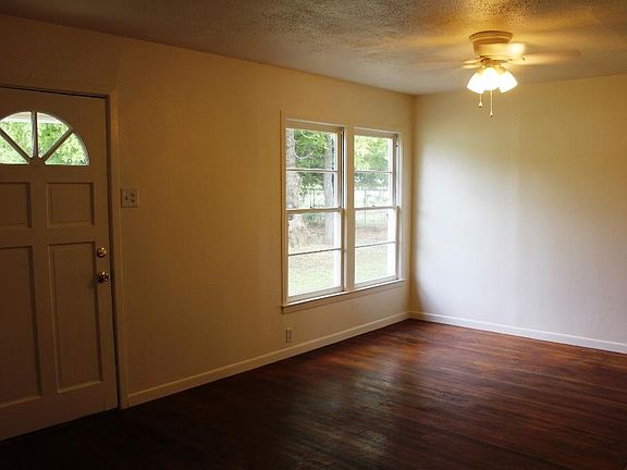 LIVING ROOM FRONT DOOR