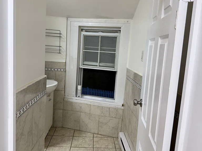 13 Young St — Photo 15