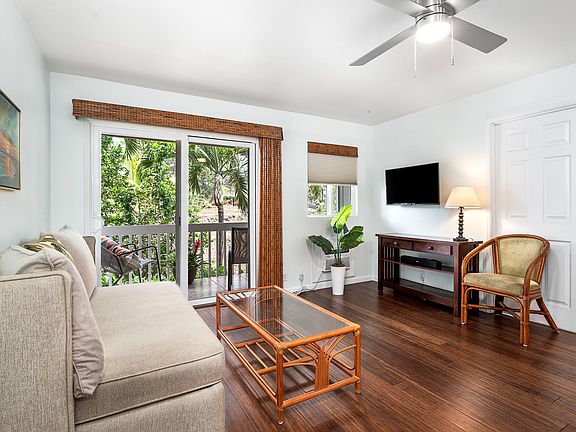 2nd image of 76-134 Heenalu Rd APT 10