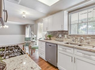 8815 Hillsgrove Ct, Houston, TX 77088