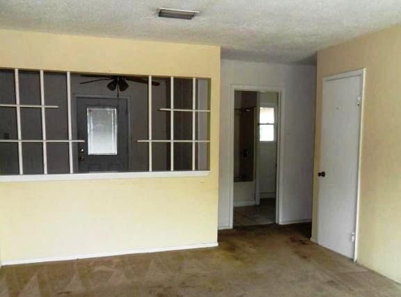 5th image of 1031 Daniels Dr