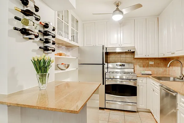 Sold by Compass | media 18