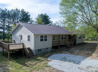1459 Gaddie Cemetery Rd, Bonnieville, KY 42713