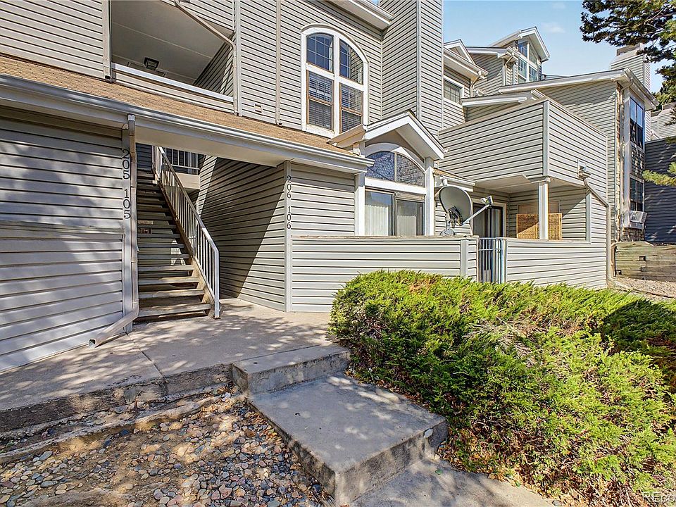 1st image of 942 S Walden Street #106