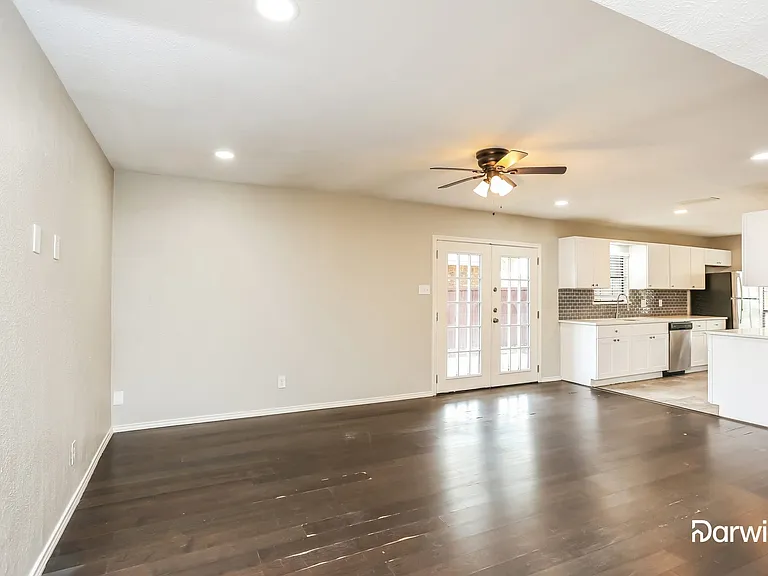 5506 Vagas Dr — Photo 6