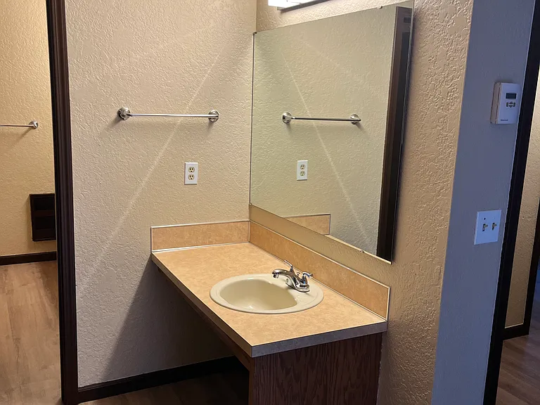 2nd Vanity with Sink and Mirror in Master bedroom