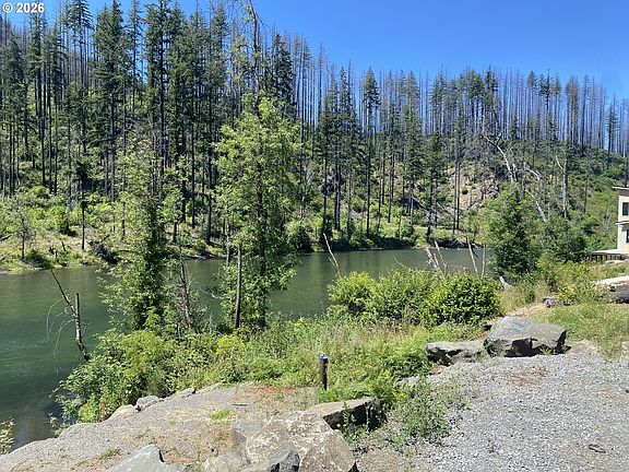 4th image of 48188 McKenzie Hwy