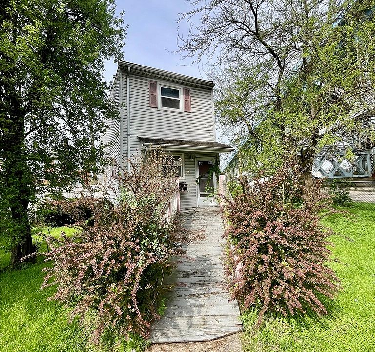 1st image of 507 Agnes St