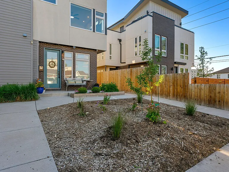 1389 N Xavier St — Photo 4