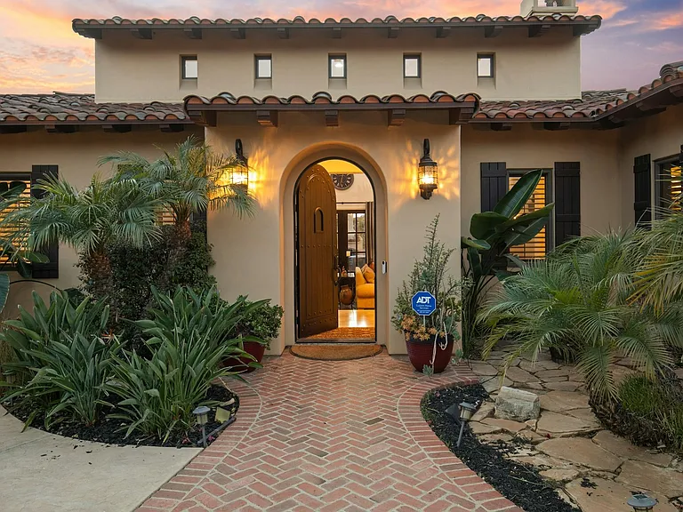 29746 Nella Ln — Photo 3