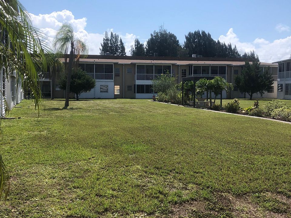 Building exterior courtyard view