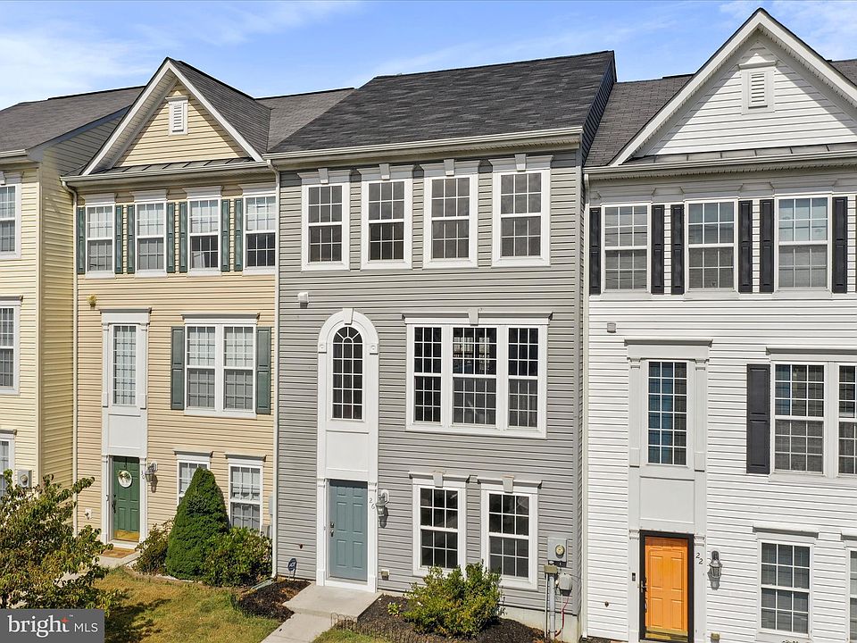 1st image of 26 Scholarship Ln