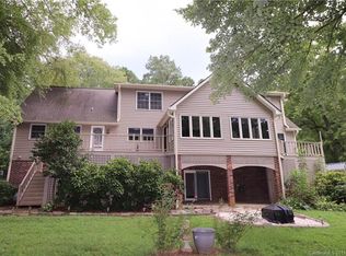 46357 Sapona Ln, Norwood, NC 28128