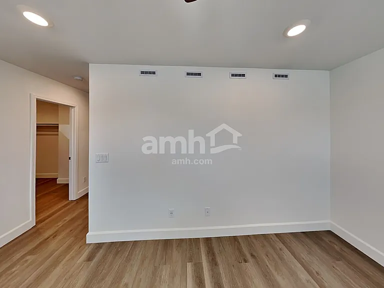10433 Bar Harbor St — Photo 12