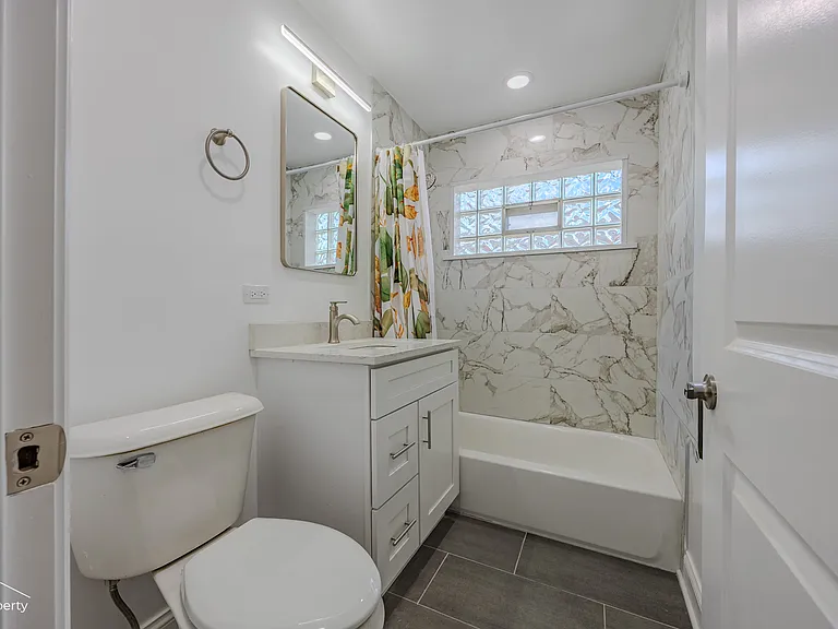 712 Parkwood Ave — Photo 6