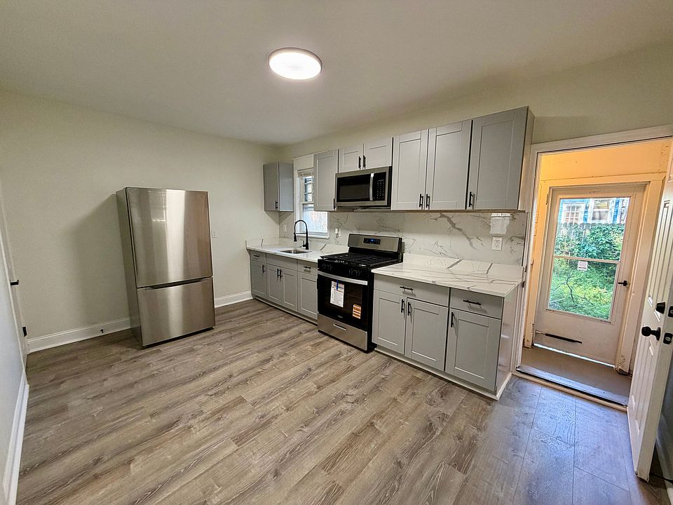 1st image of 3008 Fenwick Rd