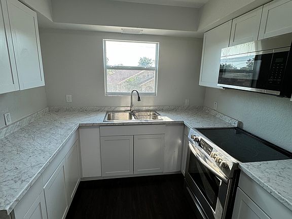 4th image of 152 Shadwell Dr #B