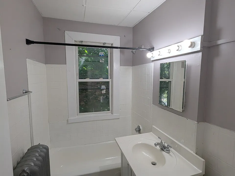 121 Zion St #3