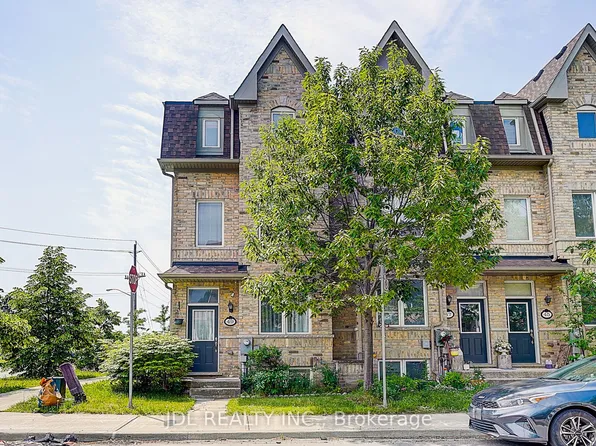 49 Kawneer Ter, Toronto, ON M1P 0C2