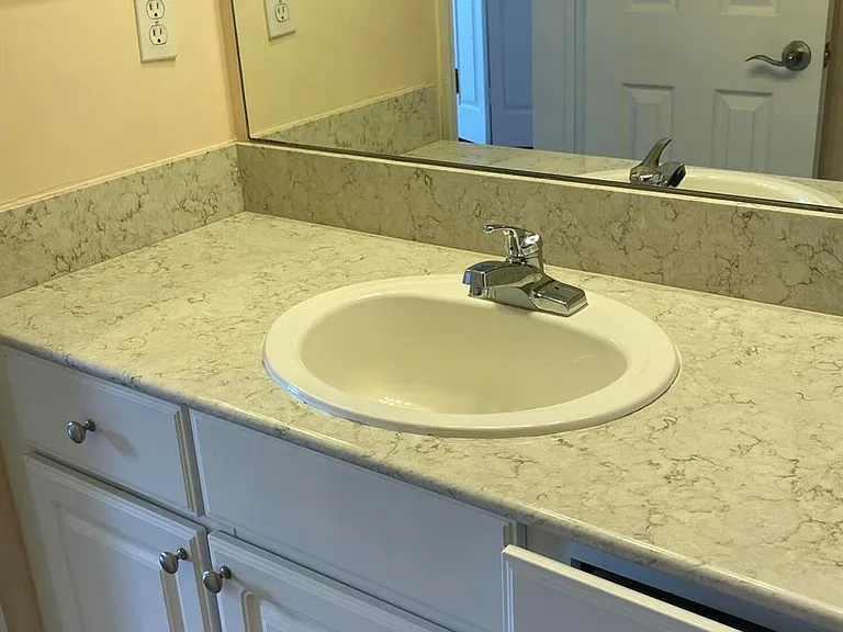 2040 Alta Meadows Ln #1605 — Photo 5