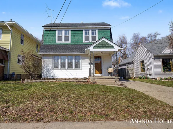 833 Van Buren Ave NW, Grand Rapids, MI 49504