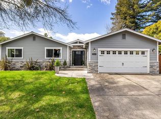 1043 Vassar Dr, Napa, CA