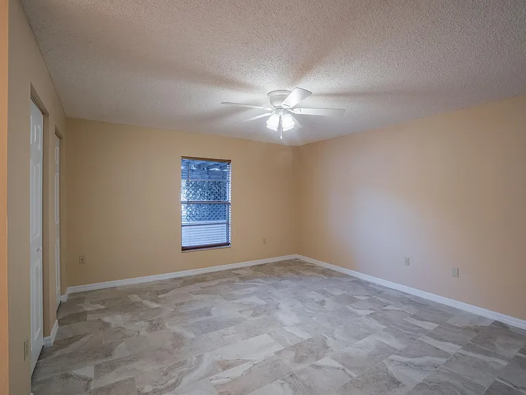 902 Whisler Ct — Photo 7