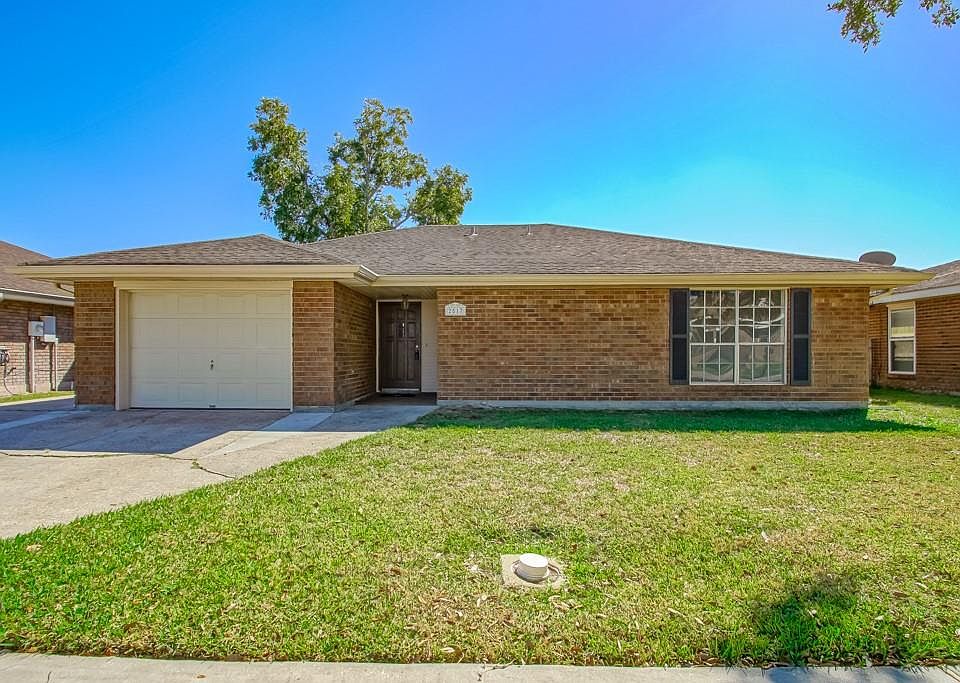 1st image of 2517 Buccaneer Dr