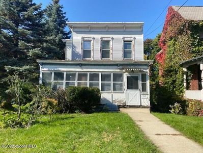 124 Oakwood Avenue, Troy, NY, 12180