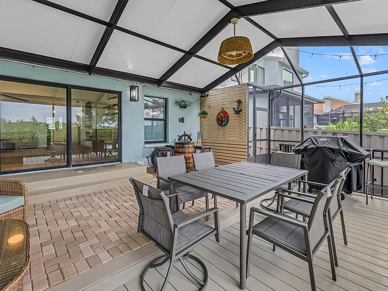 956 San Carlos Ct NE — Photo 44