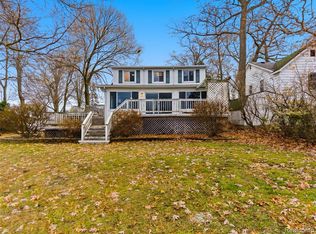 1701 Eason Rd, Waterford, MI 48328