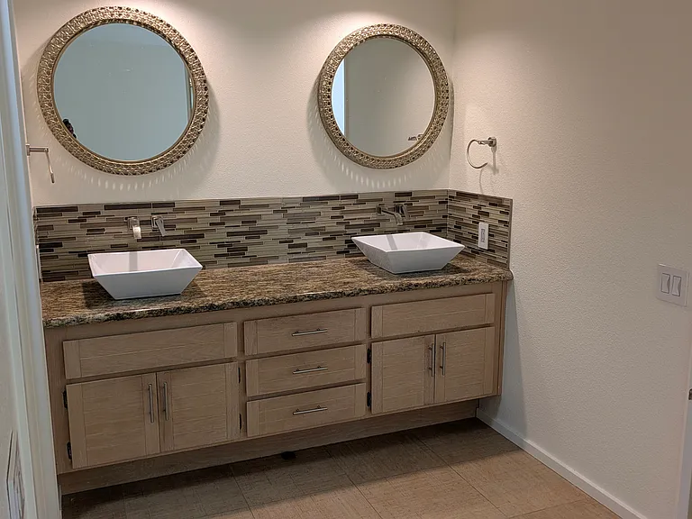 Master Powder Room