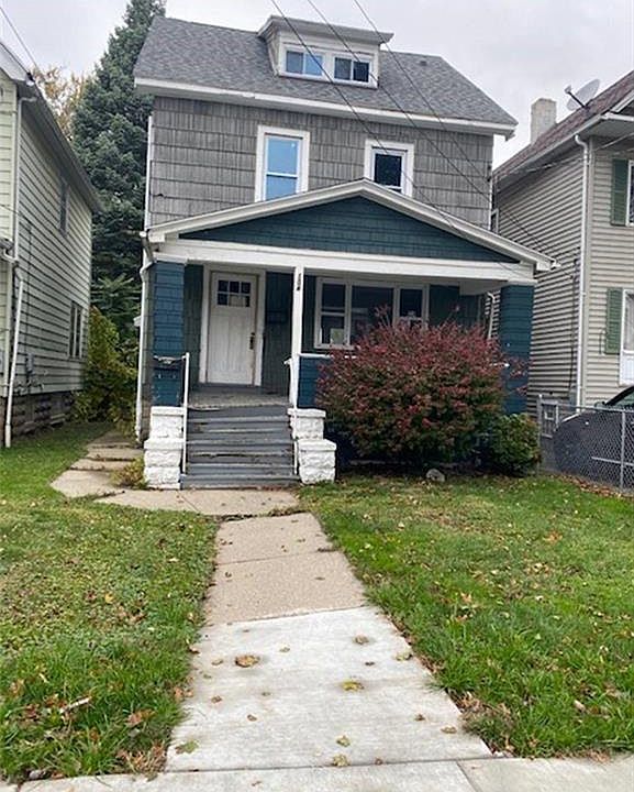 1st image of 104 Pomona Pl