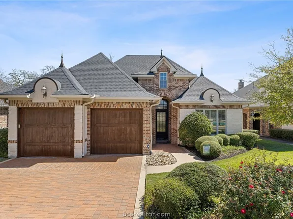 4303 Velencia (pvt) Ct, College Station, TX 77845