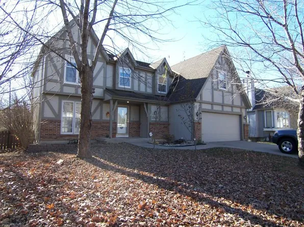 1323 E 153rd Ter, Olathe, KS 66062