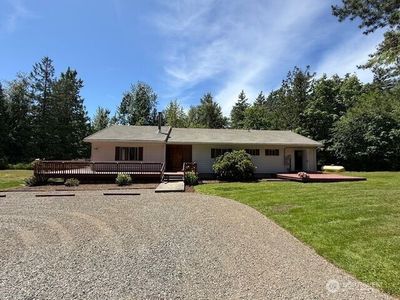 620 Van Wyck Road, Bellingham, WA, 98226