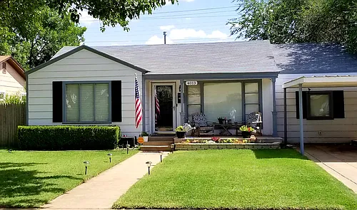 4013 33rd St Photo 1