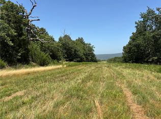 1 Madison 3202 Rd, Huntsville, AR 72740