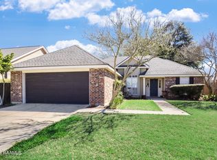 104 Queensford Way, Youngsville, LA 70592