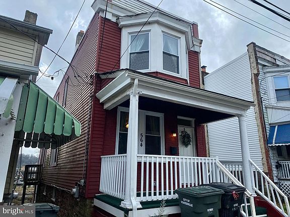 3rd image of 564 Coates St