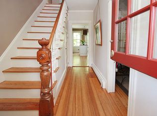30 Webster St, Newport, RI 02840