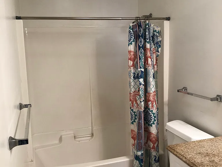 76 Risel Ave #A — Photo 2