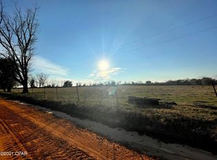 5913 Granger Rd, Marianna, FL 32446