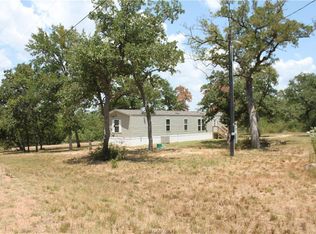 444 Berry Ln, Somerville, TX 77879