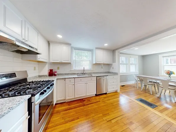 33 Volusia Rd, Hingham, MA 02043