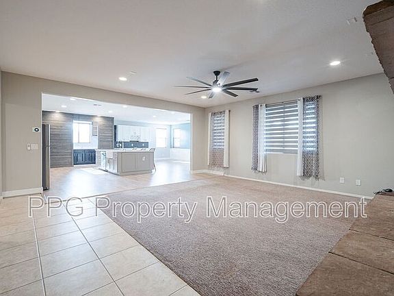 3rd image of 18465 W Desert Ln