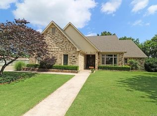 2608 Regency Rd, Bartlesville, OK 74006