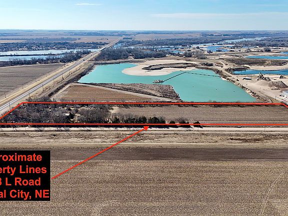 2nd image of 1598 L Rd