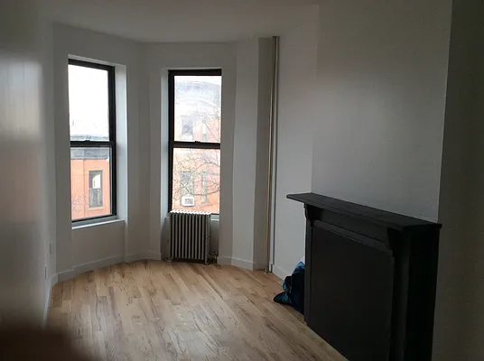 Rented by Peter Jacob, LREB | media 16